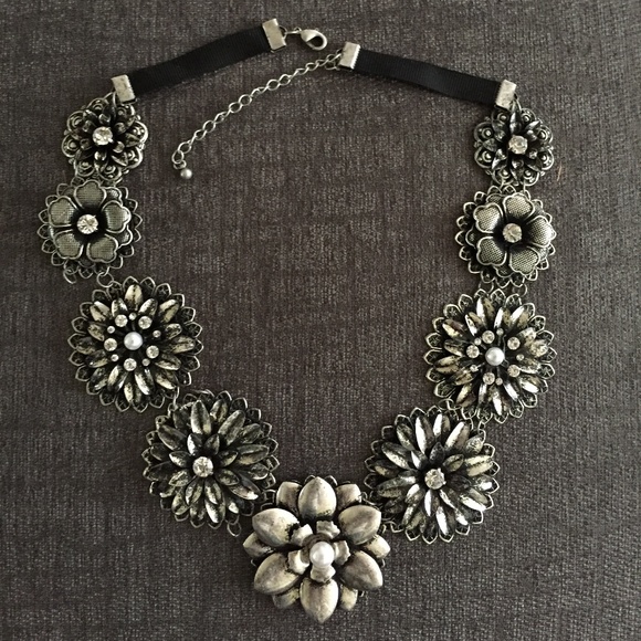 J. Crew Jewelry - Silver flower collar, with black satin